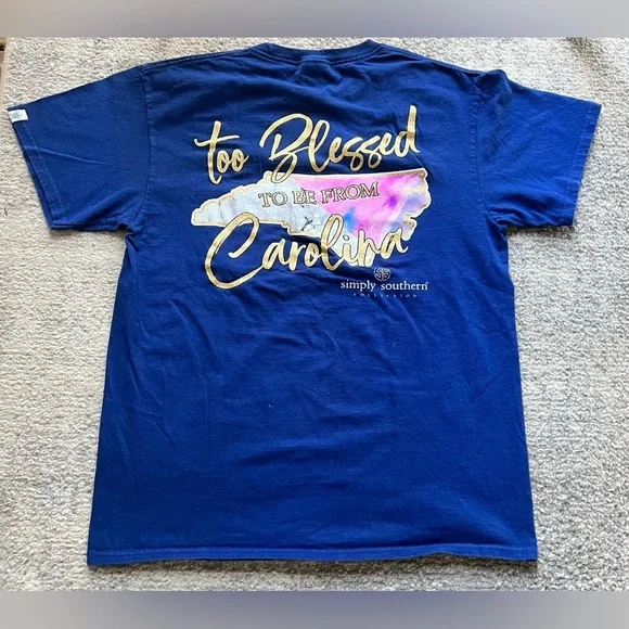 Simply Southern Collection Tie-Dye “Family is everything” and Blue tee Medium - Picture 13 of 13